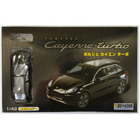 Doyusha 1/43 Porsche Cayenne Turbo Plastic Model Kit