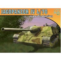 Dragon 1/72 Jagdpanzer IV L/70 Late Production Plastic Model Kit [7293]