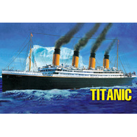 HobbyBoss 1/550 R.M.S. Titanic Plastic Model Kit [81305]