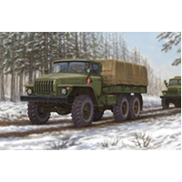 Trumpeter 1/35 Russian URAL-4320 Truck