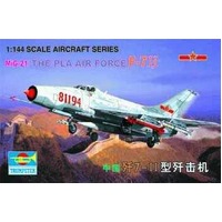 Trumpeter 1/144 Chinese T-7 II