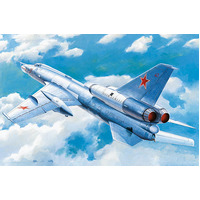 Trumpeter 1/72 Soviet Tu-22K Blinder-B Bomber Plastic Model Kit