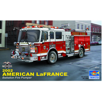 Trumpeter 1/25 LaFrance Eagle Fire Pumper2002 Plastic Model Kit [02506]