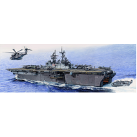 Trumpeter 1/350 USS IWO JIMA LHD-7 Plastic Model Kit [05615]