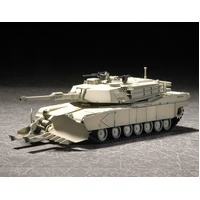 Trumpeter 1/72 M1A1 with Mine Clearing Blade System