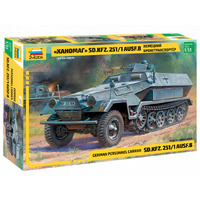 Zvezda 1/35 Hanomag Sd.Kfz.251/1 Ausf.B Plastic Model Kit