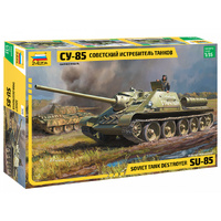 Zvezda 1/35 SU-85 Soviet Self Propelled Gun Plastic Model Kit