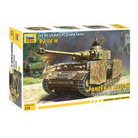 Zvezda 1/72 Panzer IV Ausf.H Plastic Model Kit