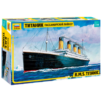 Zvezda 1/700 Titanic Plastic Model Kit