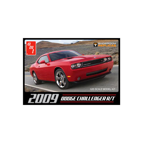 AMT 1/25 2009 Dodge Challenger R/T Plastic Model Kit