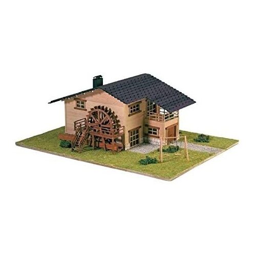 Artesania 1/72 Chalet Alpine Alfresco Dining Area Wooden Model [30601]