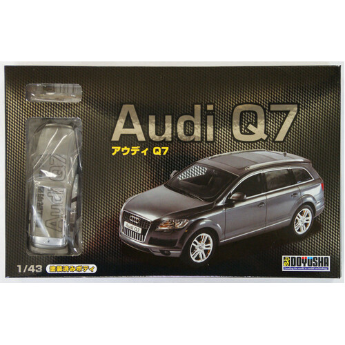 Doyusha 1/43 Audi Q7 Plastic Model Kit