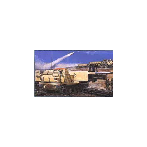 Dragon 1/35 M270 MLRS w/M26 Rocket Pods [3523]