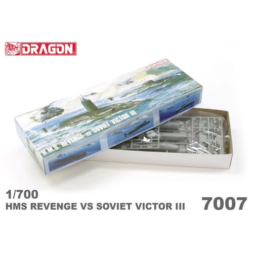 Dragon 1/700 H.M.S. Revenge vs Victor III Plastic Model Kit [7007]