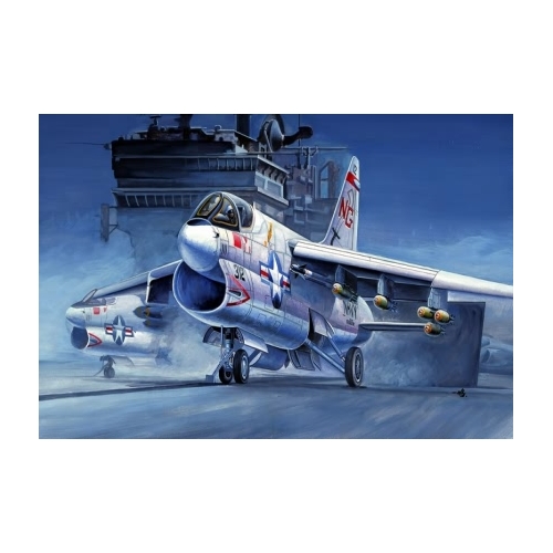 HobbyBoss 1/72 A-7A “CORSAIR” II Plastic Model Kit [87201]