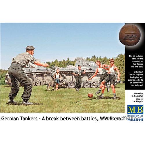 Master Box 1/35 German Tankers - A break between battles, WW II era Plastic Model Kit