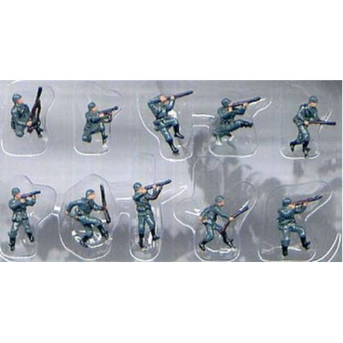 Pegasus 1/144 WW2 German soldiers, prepainted