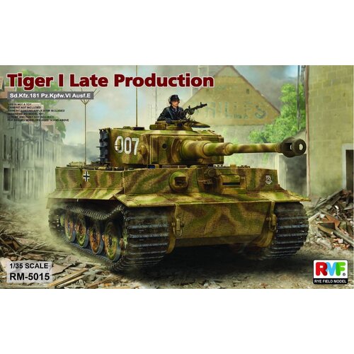 Ryefield 1/35 Tiger I late production w/workable track links Plastic Model Kit