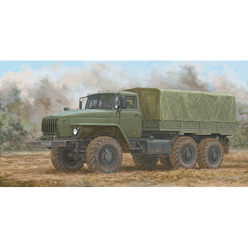 Trumpeter 1/35 Russian URAL-4320 Plastic Model Kit