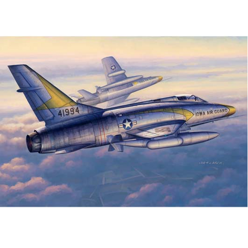 Trumpeter 1/48 F-100C Super Sabre Plastic Model Kit [02838]