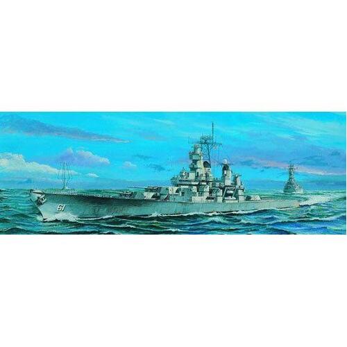 Trumpeter 1/700 U.S. Battleship BB-61 Iowa 1985