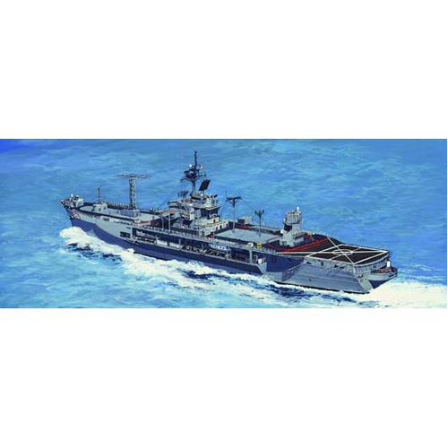 Trumpeter 1/700 USS Mount Whitney LCC-20 1997